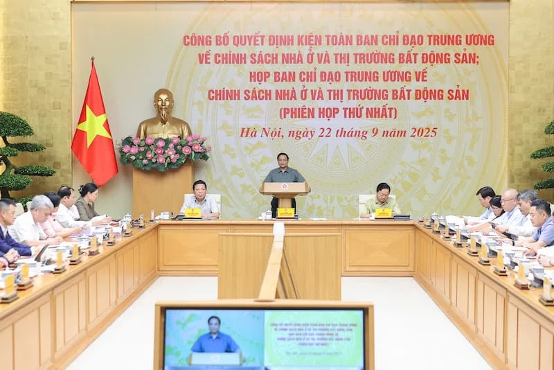 Thủ tướng yêu cầu phải có câu trả lời vì sao giá nhà chung cư liên tục tăng và cao mãi