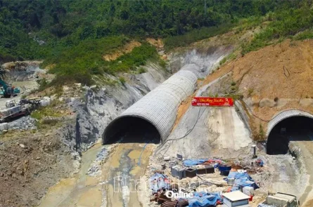 Lấy đầu tư công làm "đòn bẩy" tăng trưởng